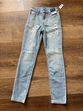 Old Navy High Rise Wow Straight Jeans - Size 00 - NWT